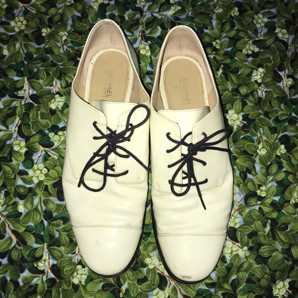 {3/$4} pierce patent-leather oxfords